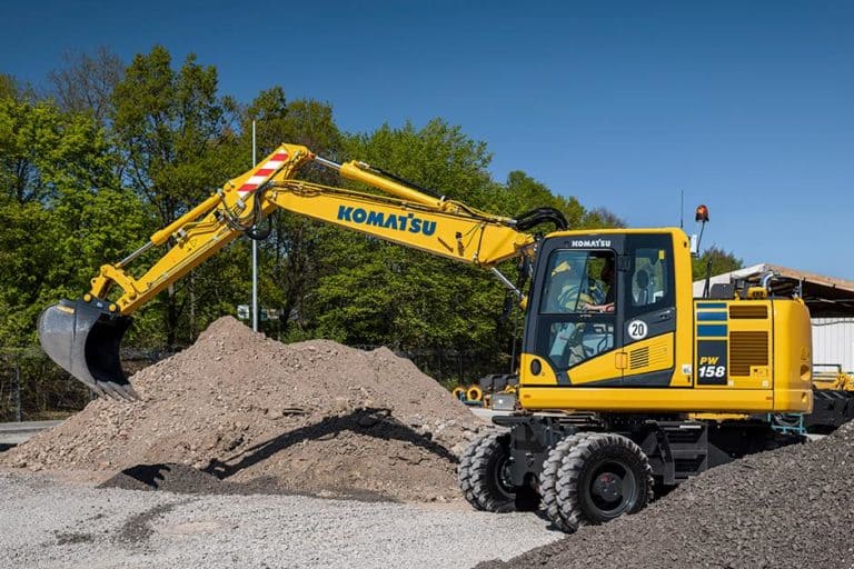 Komatsu hjulgravare PW158 11